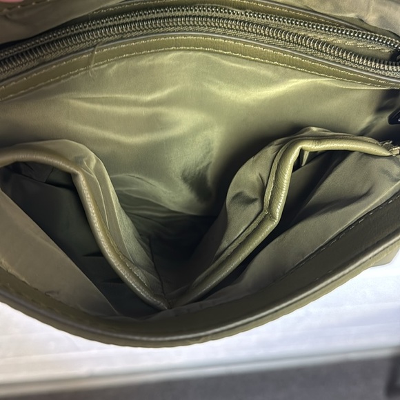 INC International Concepts Green and Cream Quilted Shoulder Bag - Picture 12 of 12